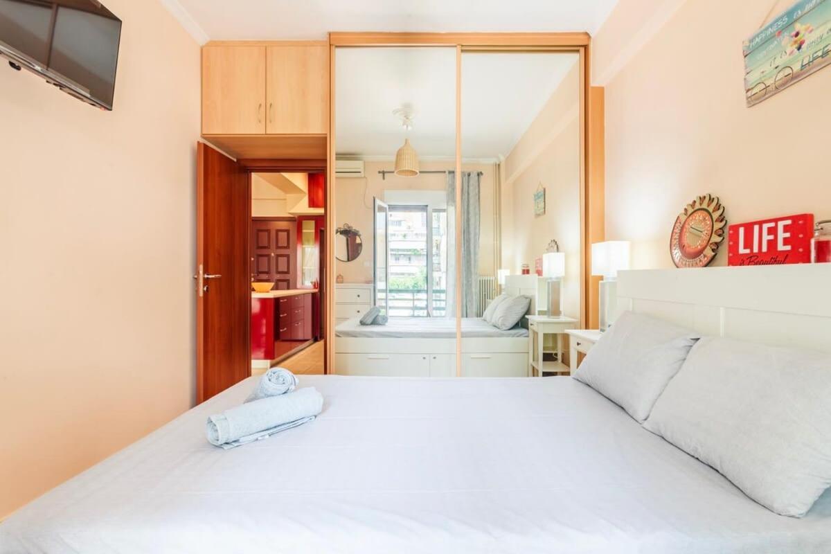 Athens Strawberry Hideaway - City Chic Retreat Экстерьер фото